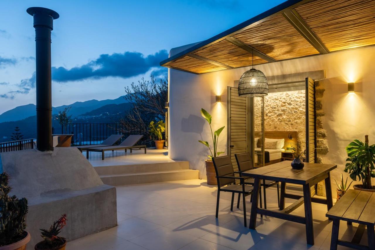 Antigone'S Stone House Villa ปลาเกียส ภายนอก รูปภาพ